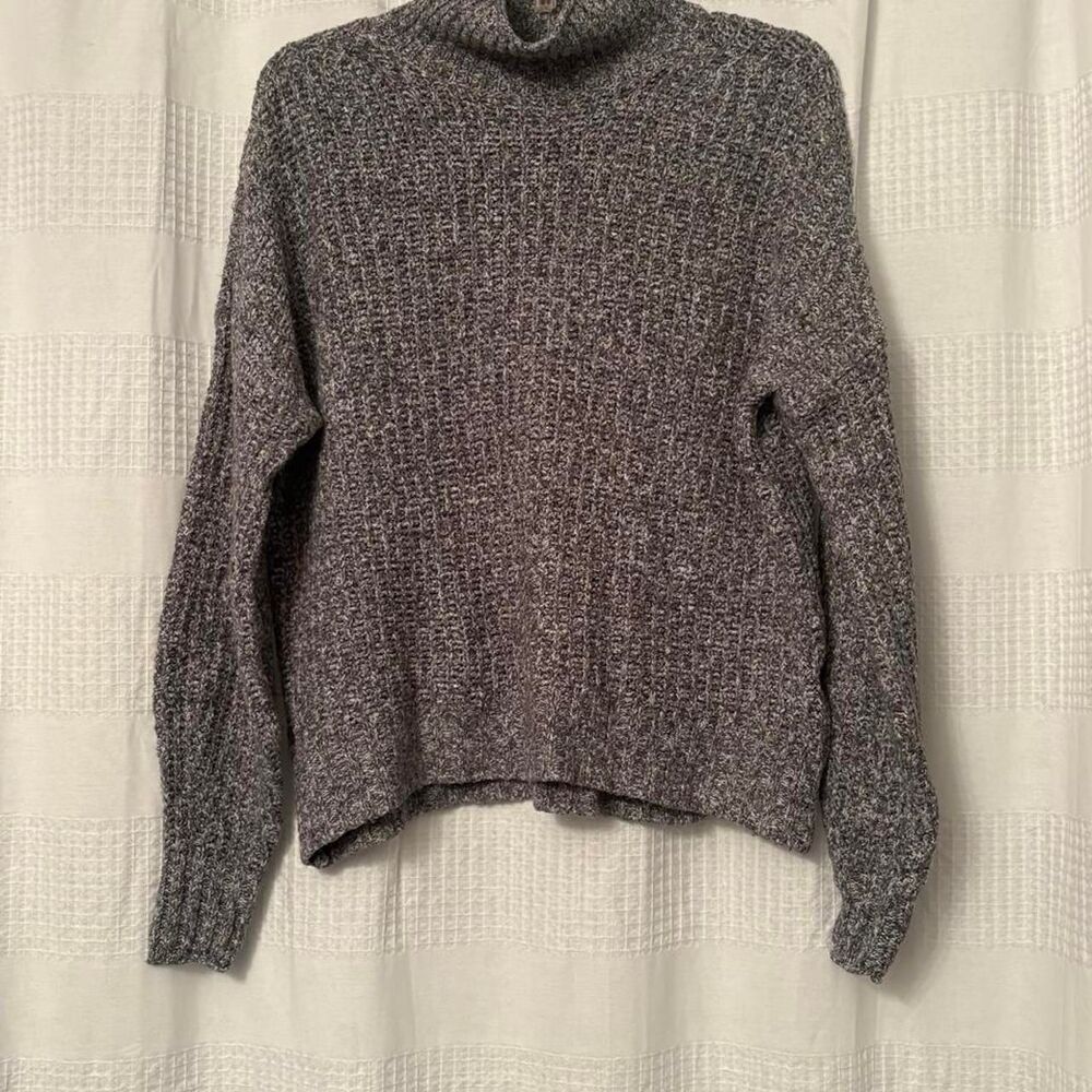 American Eagle Outfitters gray marled knit mock neck sweater in XS Jumper